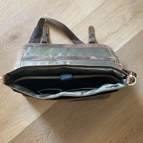 Leather Messenger Briefcase Office Laptop Crossbody Bag - Picture 6 of 9